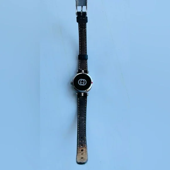 Ladies GUCCI watch💖LOVELY💖 - Picture 7 of 11
